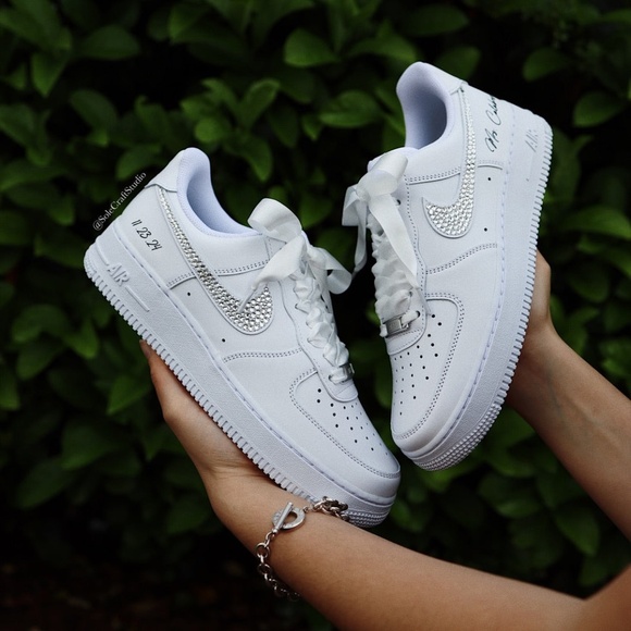 Wedding Sneakers for the Bride - Personalized Bridal Shoes - Nike Air Force 1 - Picture 5 of 8